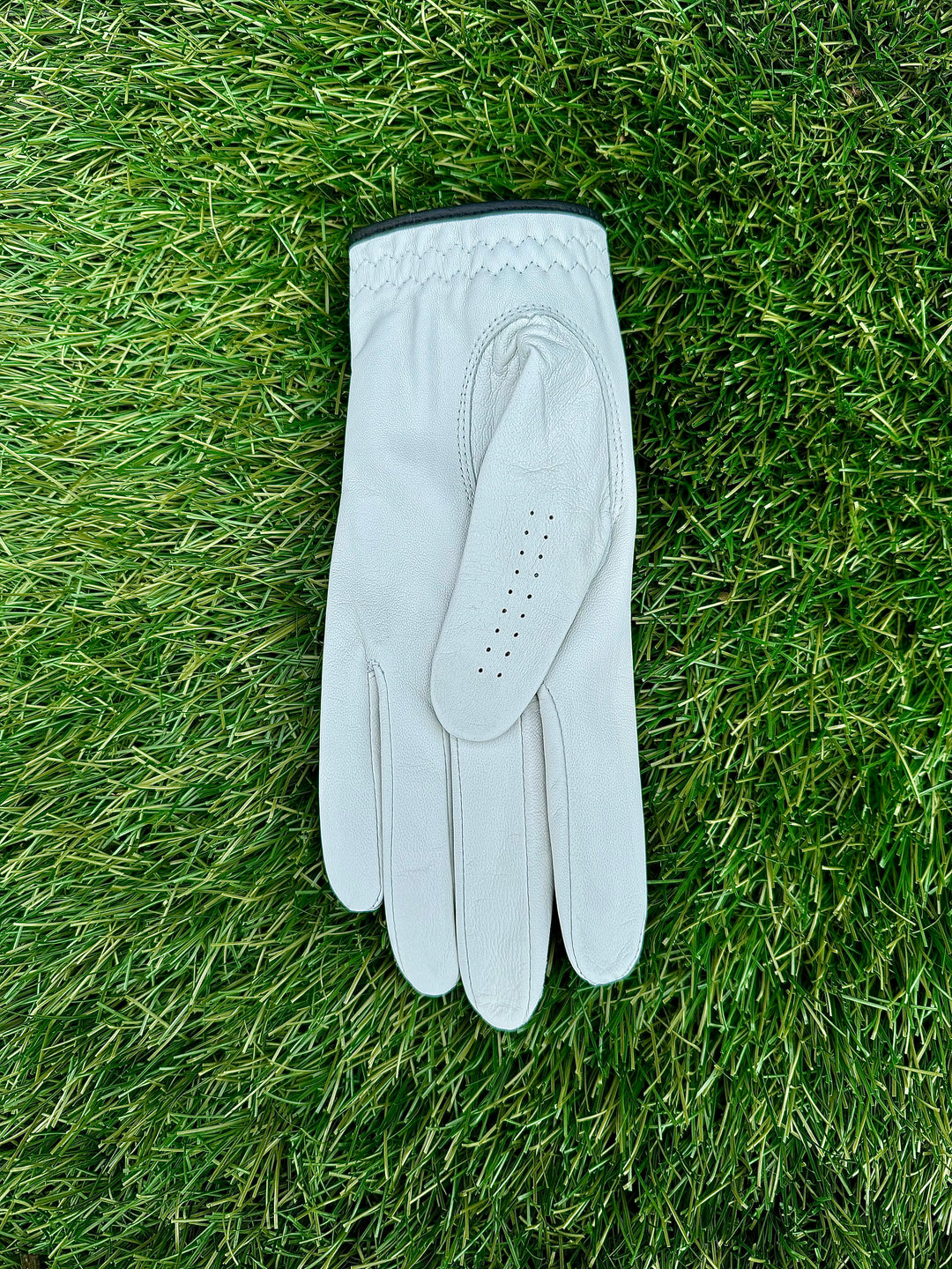 The Hamptons Golf Glove